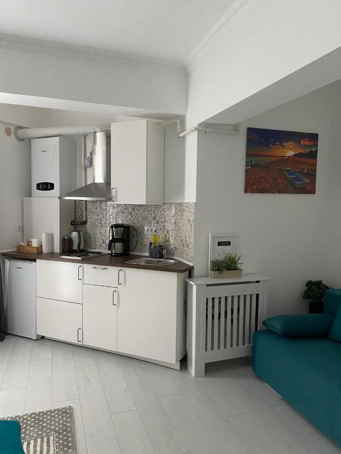 Solid Luxury Studio Mamaia