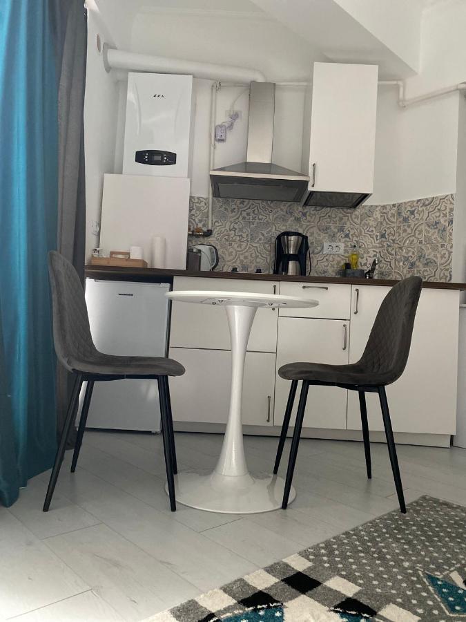 Solid Luxury Studio Apartment Mamaia